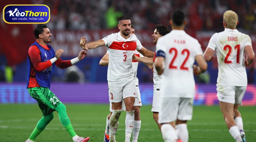 Thổ Nhĩ Kỳ vs Hoa Kỳ: Cuộc đọ sức đáng chờ đợi tại World Cup 2026 5 Sơ đồ chiến thuật dự kiến và các điểm nóng trên sân trong trận đại chiến bảng F.